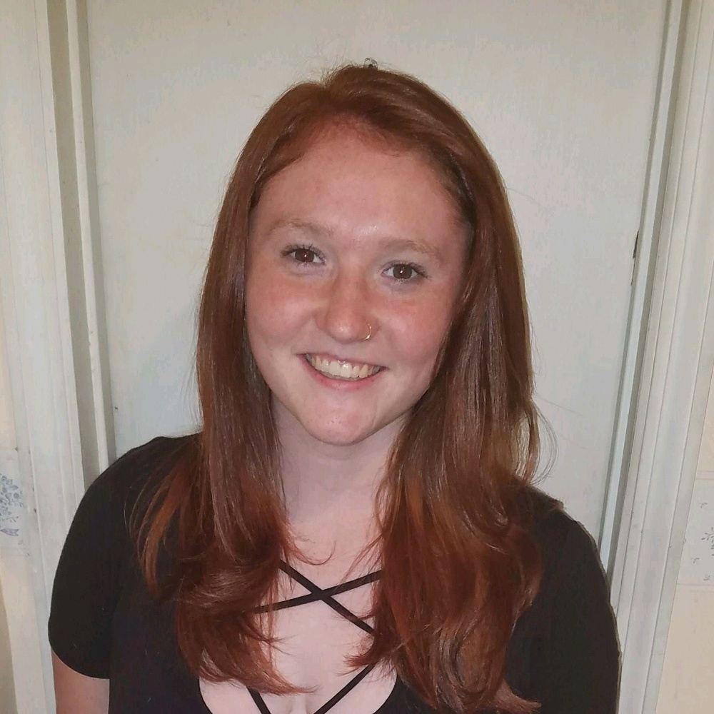 Meet your Posher, Alexis